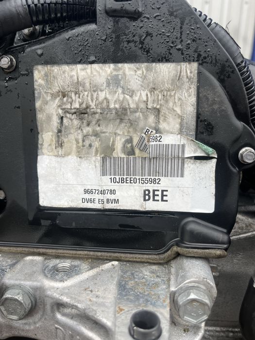 Мттор двигун 1.6hdi 10-17 citroen peugeot 10jbee d4162t 10jbel