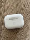 Oryginalne etui do airpods (2 generacja)