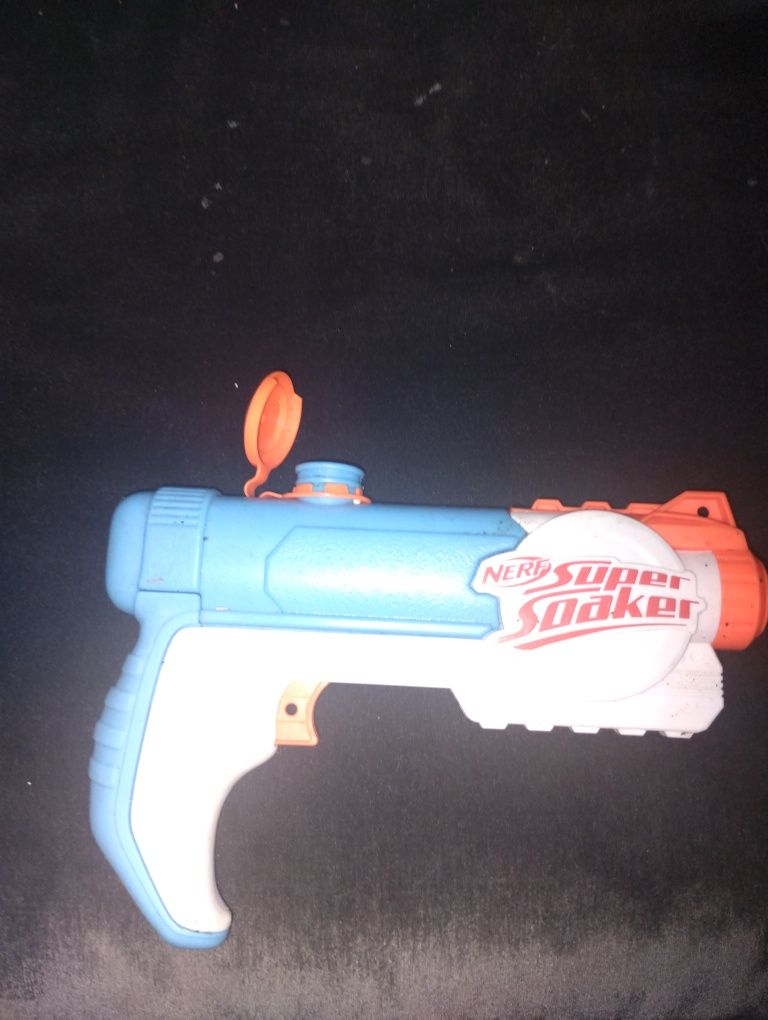 Pistolet na wodę