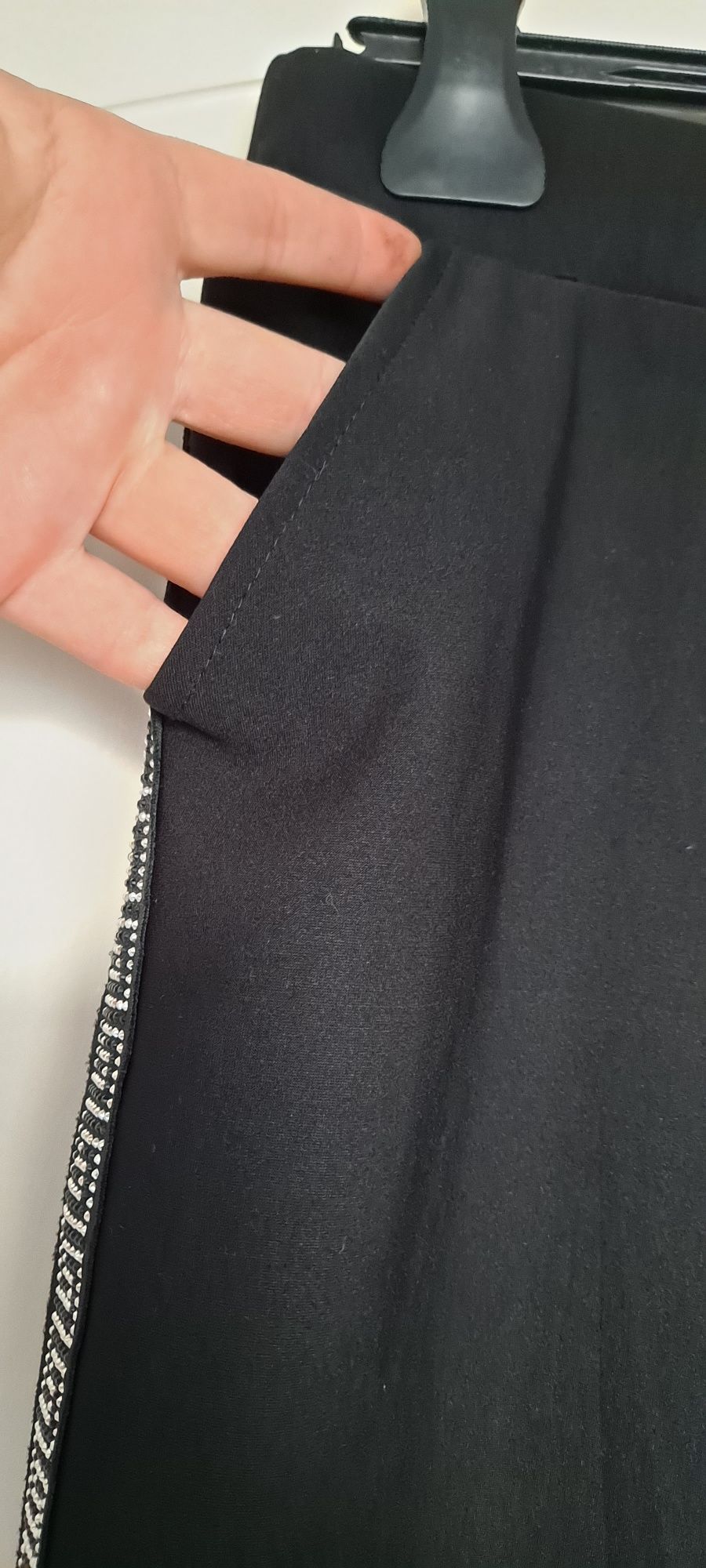 Spodnie wizytowe ze srebrną lamówką 4xl/5xl