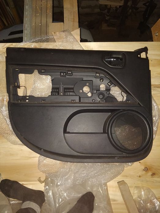 Карта двери Jeep Patriot