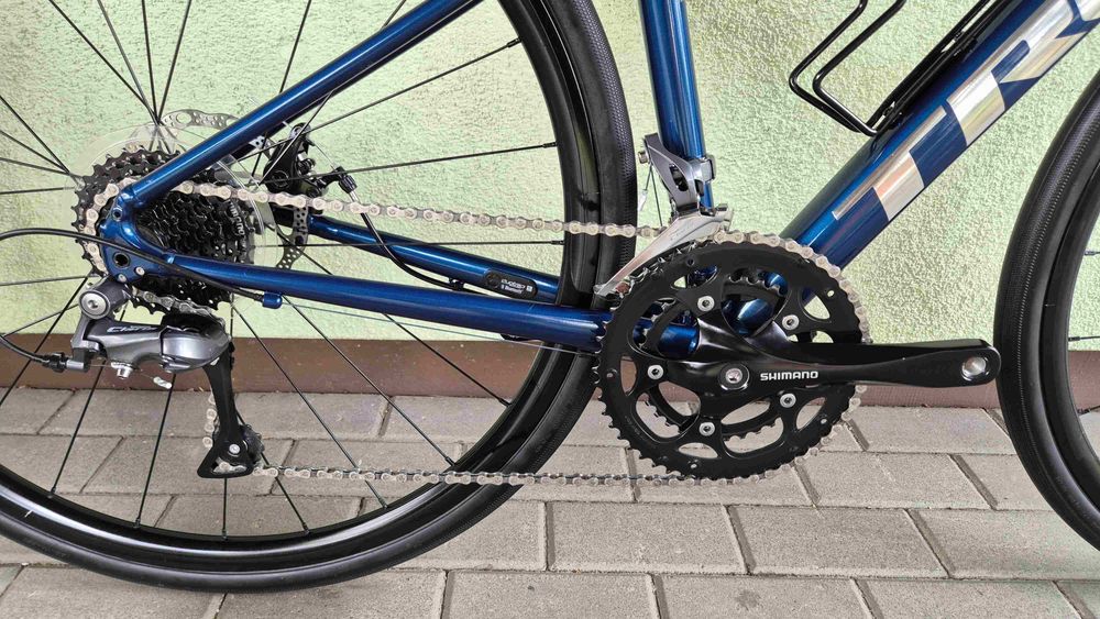 TREK domane r44 AL2 gravel road+ sztywne osie