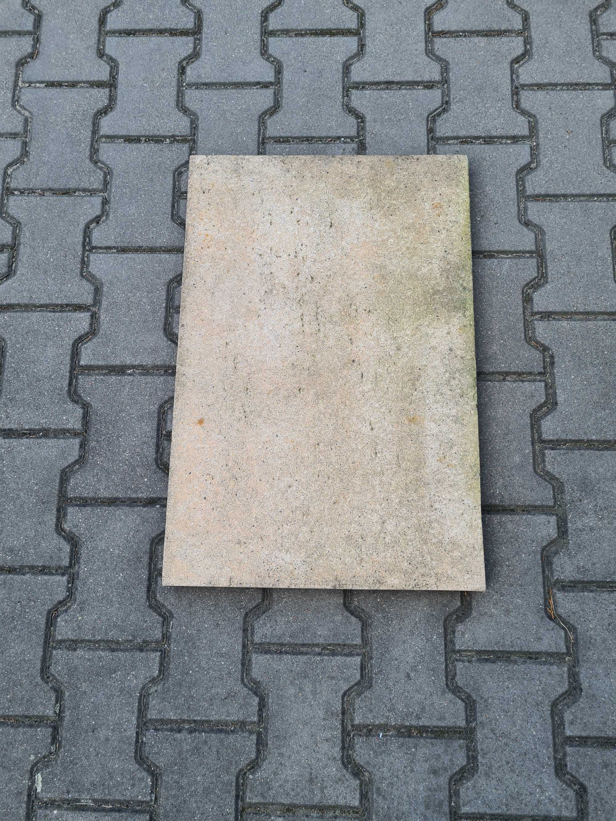 Trawertyn kolor kremowo-beżowy, idealny na taras, 19m2