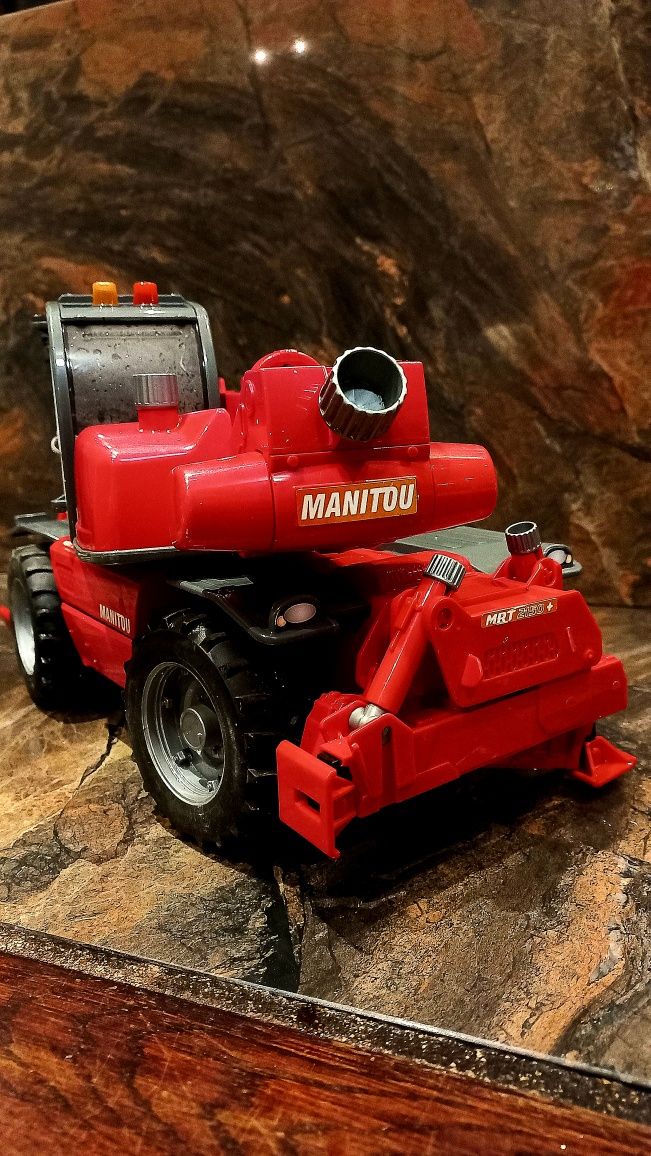 Bruder zabawka Manitou