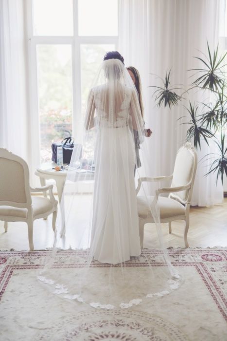 Wyjątkowa suknia ślubna 36