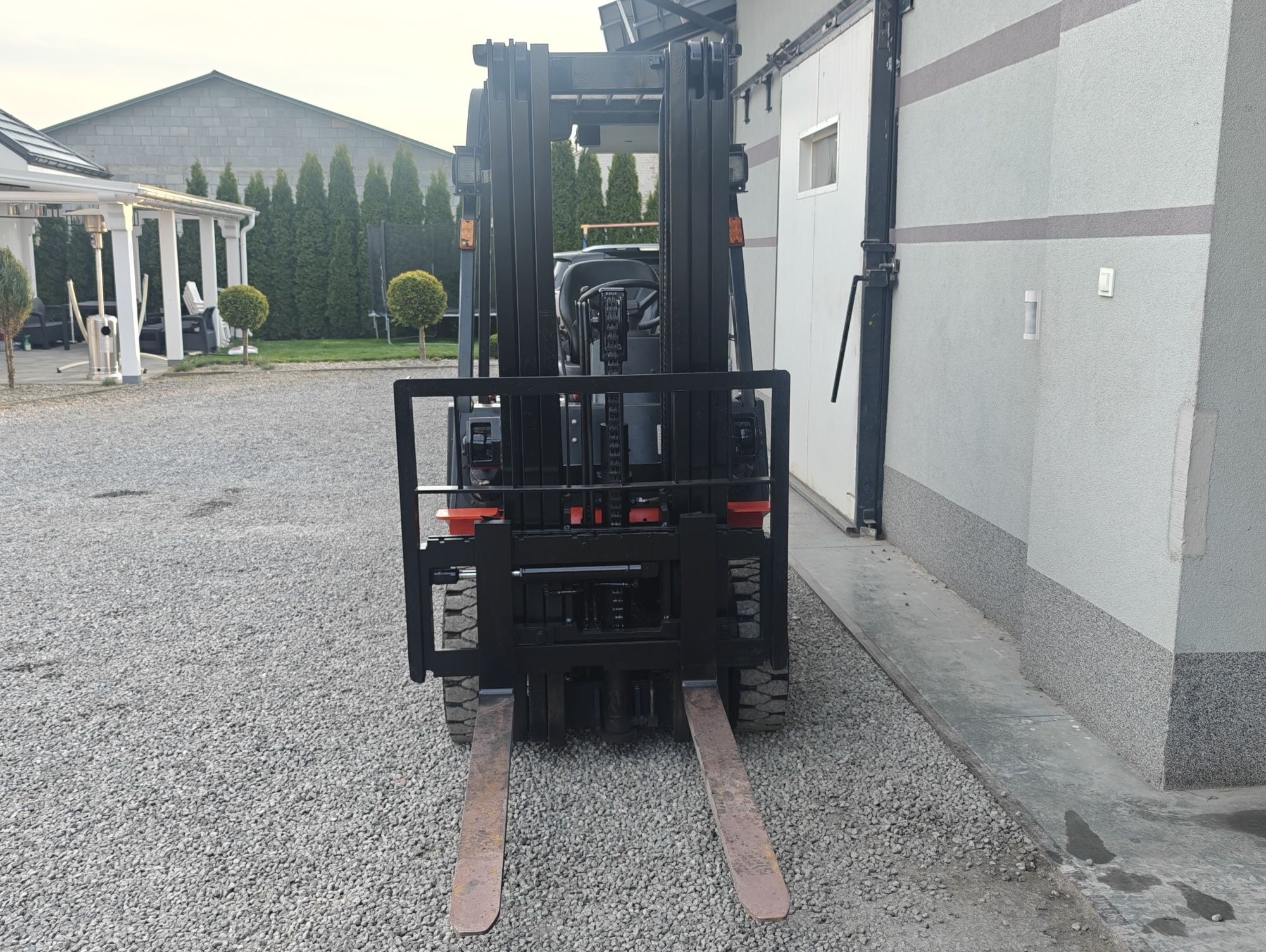 Wózek Hangcha 1.8T Triplex 4.8m Lpg 2017r Przesuw Silnik Nissan