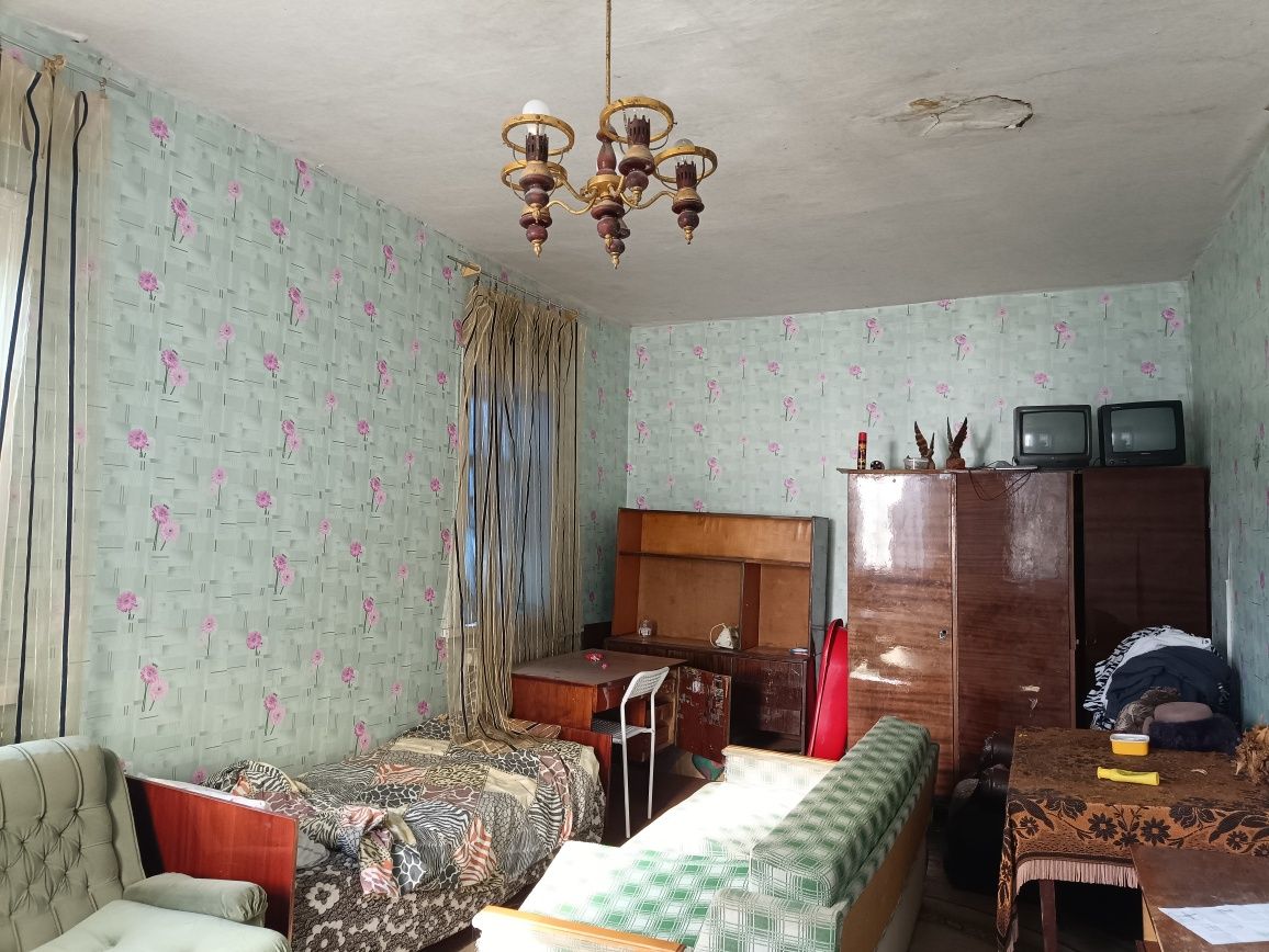 Продам будинок в с.Красилівка,Броварського району,в центрі села