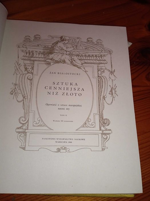 Książka,, Sztuka cenniejsza niż złoto"