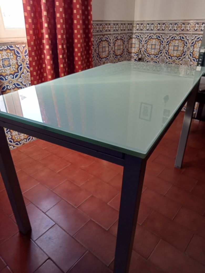 Mesa de Vidro como nova