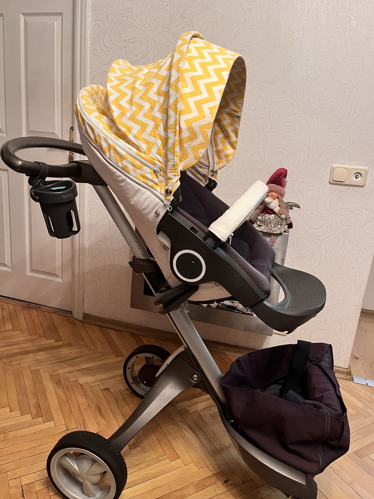 Коляска Stokke