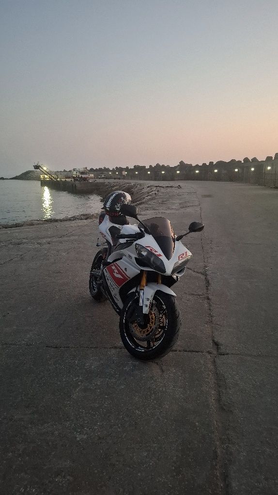 Yamaha yzf R1 2008