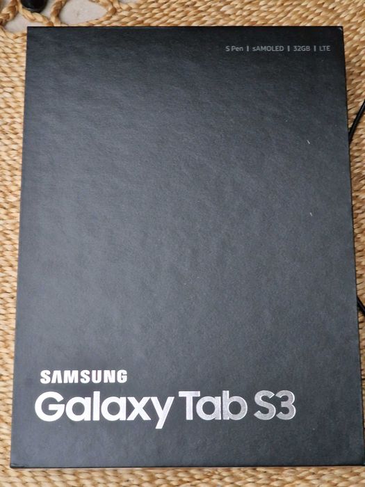 Tablet Samsung Galaxy Tab S3 9,7" SM-T825 9,7" 4/32GB Wi-Fi LTE rysik