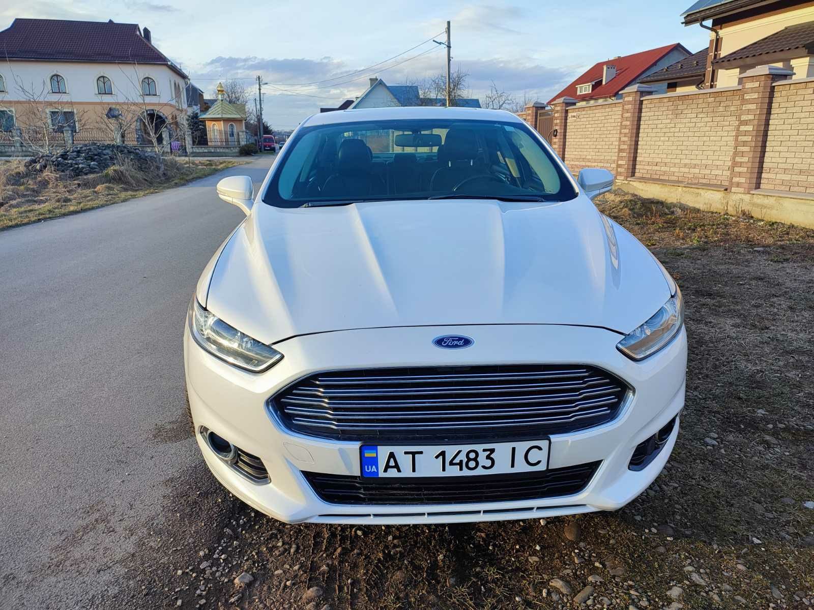 Ford Fusion hybrid Titanium 2014 125kms