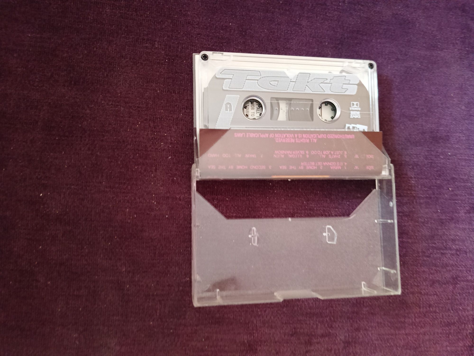 Kaseta magnetofonowa Genesis .