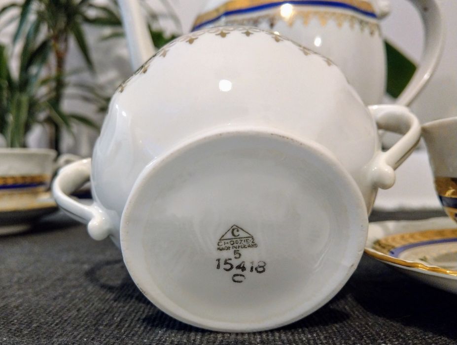 Serwis kawowy dla 5 osób - Porcelana Chodzież