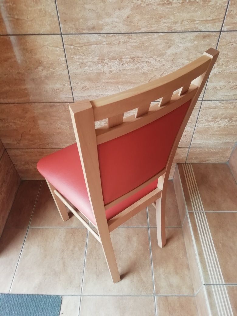 Krzesła  z pełnego drewna PRL