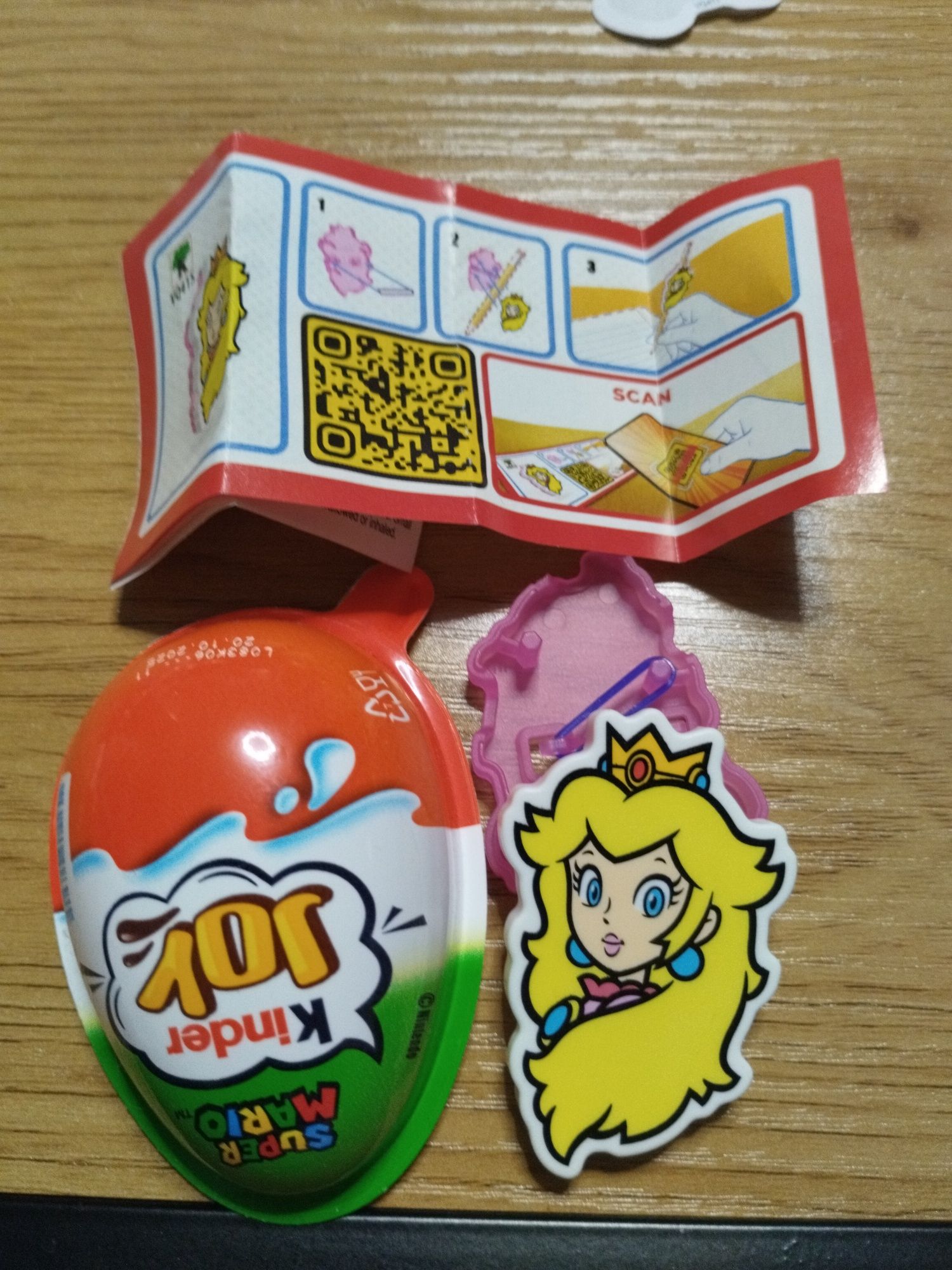 Figurki Kinder Joy Super Mario
