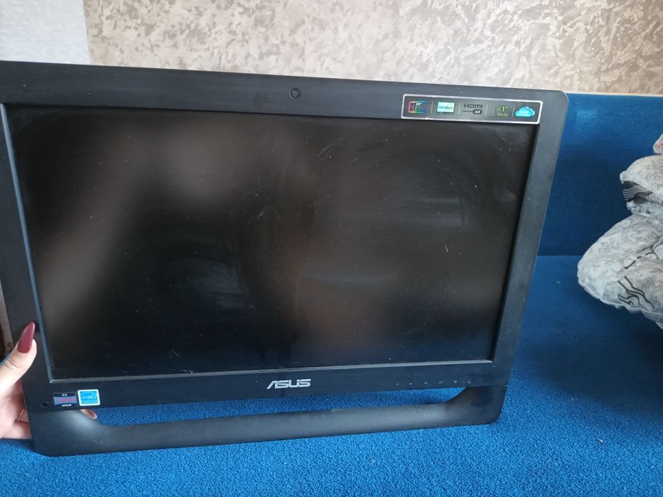 Моноблок+( клавиатура , мышка)