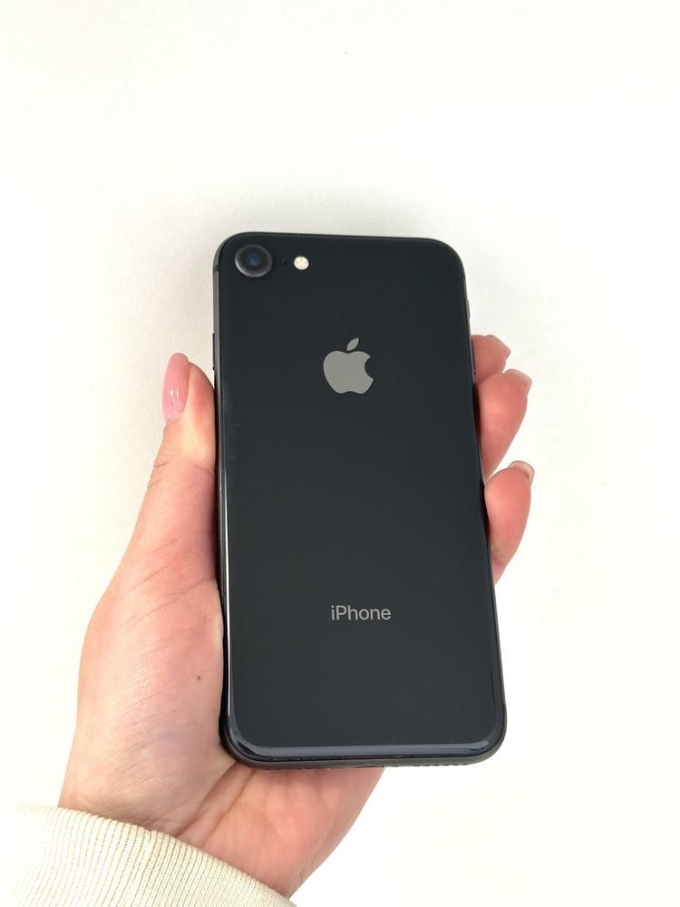 Мобільний телефон Apple Iphone 8 64gb