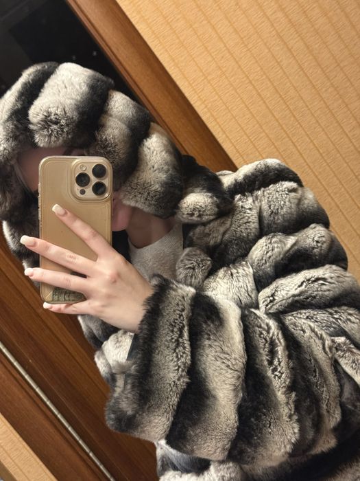 Шуба шиншилла ,шуба из натуральной шиншиллы