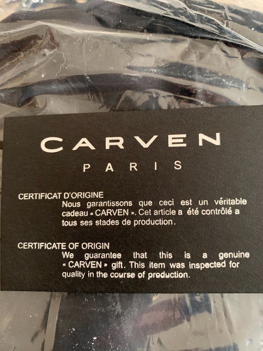 Porta CD’S da Marca Carven Paris c/ Certificado de Origem/ NOVO