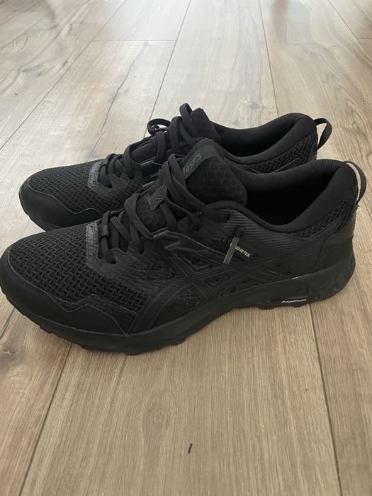 Nowe buty Asics Gore-Tex męskie, nowe bez metki – rozmiar 42