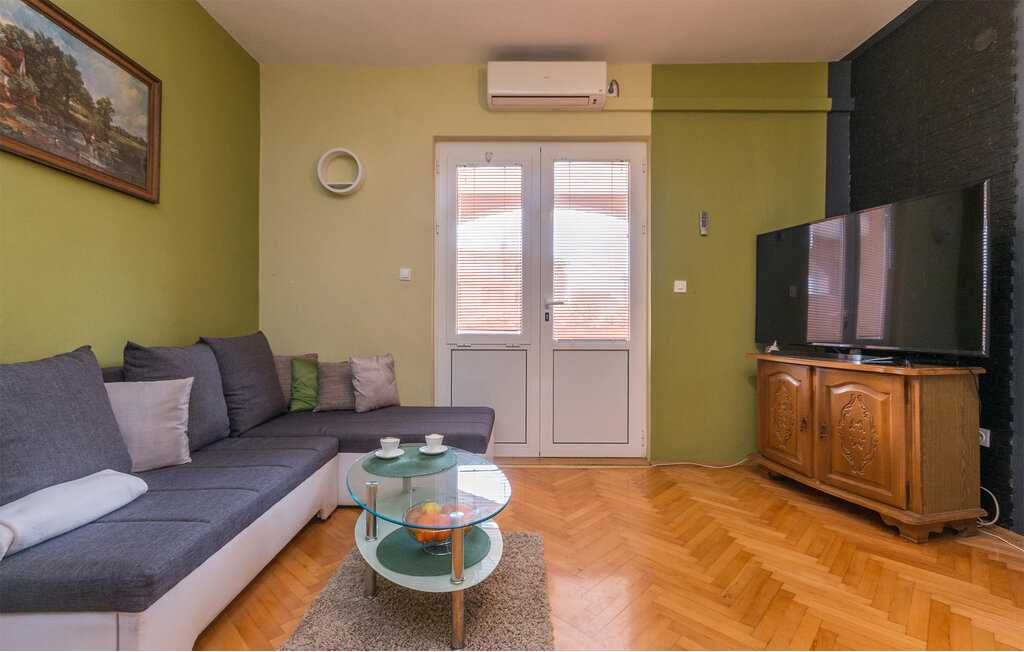 Wakacje, Chorwacja, apartament z basenem dla 4 osób