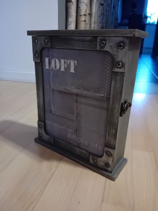 Skrzynka na klucze Drewniana nowa