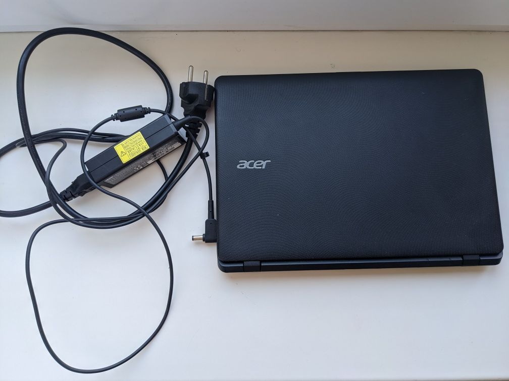 Продам  Acer Aspire ES1-131-C5UZ екран 11.6