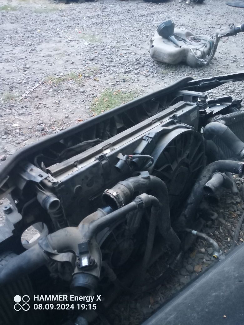 Pas przedni kompletny audi Q7 4L 3,0tdi BUG 2007