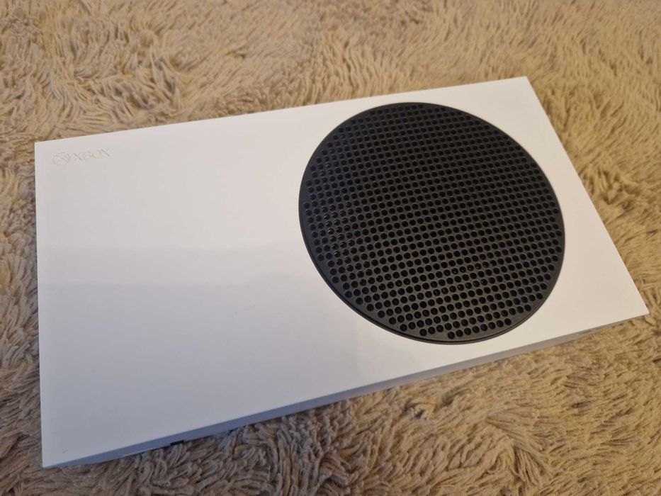 Konsola Xbox Series S + Pad