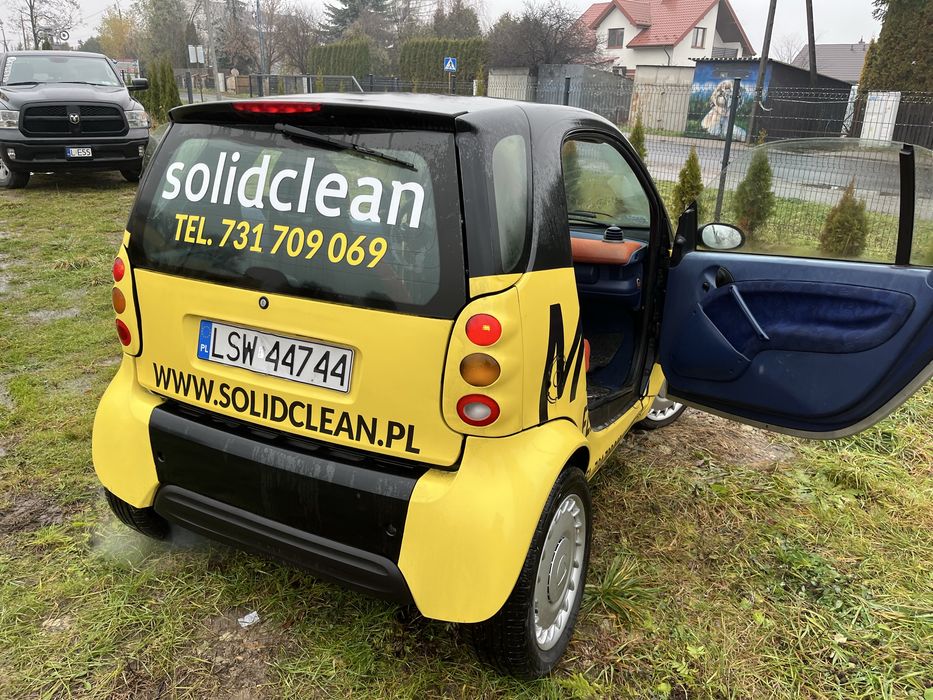 Smart, smart fortwo, maluszek, reklama, baner, auto miejskie
