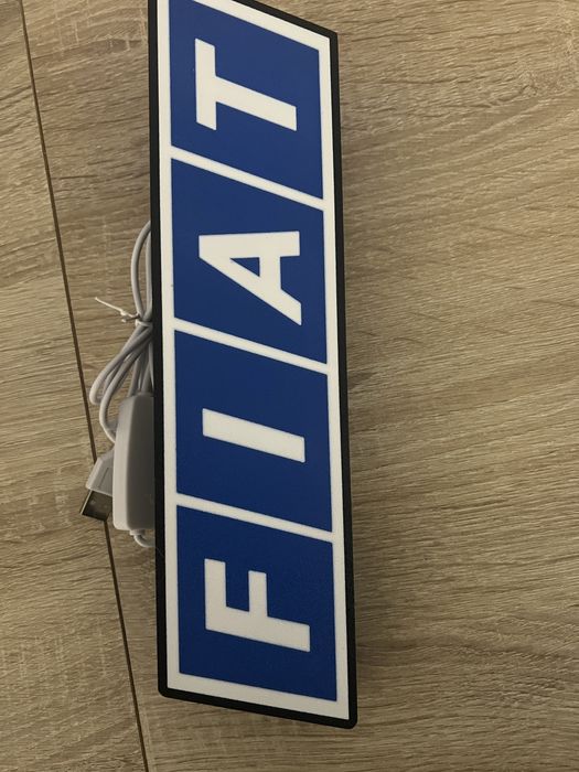 Letreiro luminoso FIAT