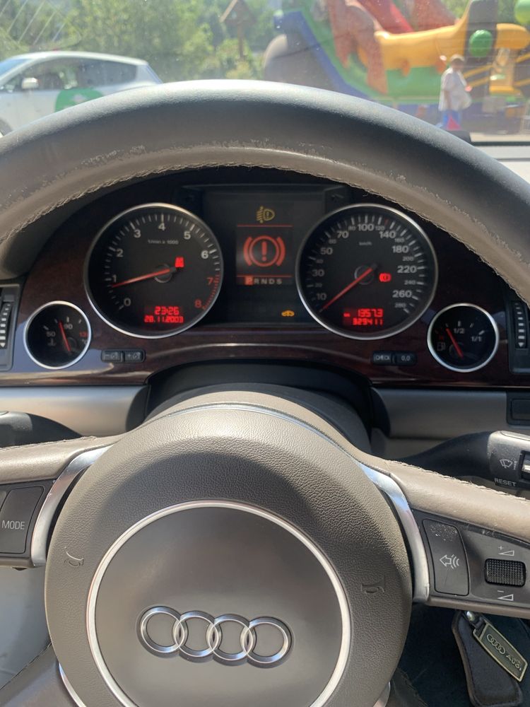 Продам audi a8 long 2004 год