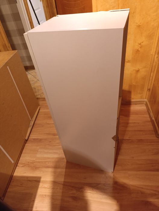 Szafka biała lakierowana