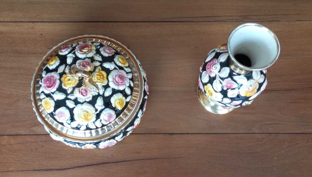 Antiga caixa e jarra em faiança Elpa Alcobaça