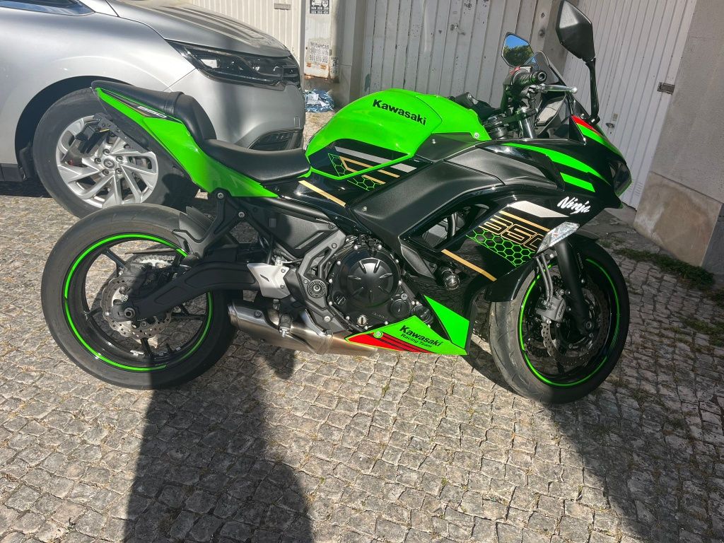 Kawasaki Ninja 650 KRT