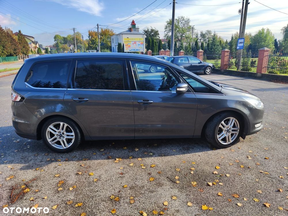 Ford Galaxy 2015r. 150km 7os.