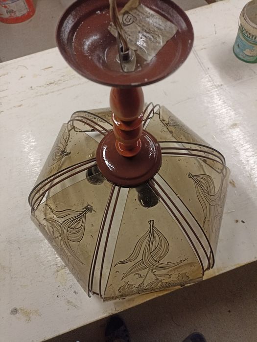 Lampa wisząca około 40 cm średnicy