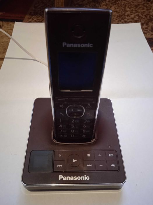 Стаціонарний радіотелефон Panasonic