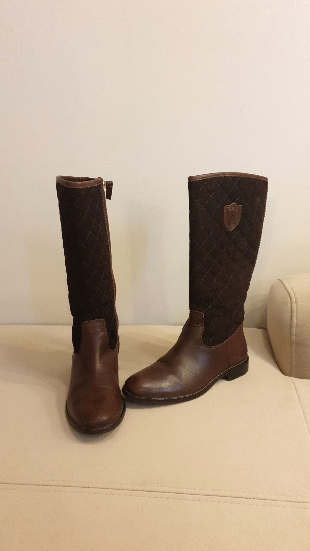 Piękne kozackie buty Massimo Dutti