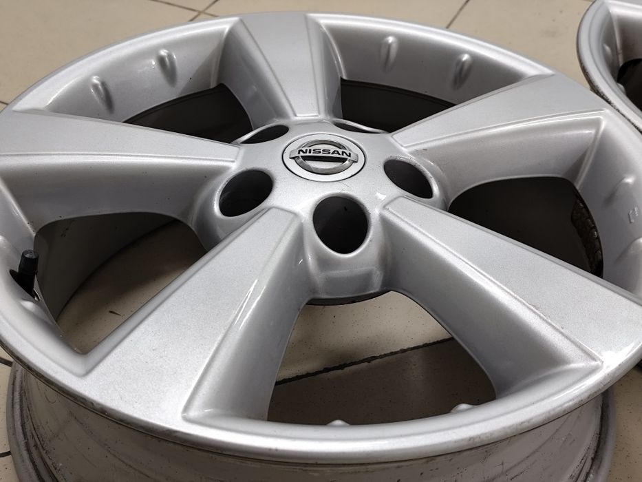 Диски R-17 5*114,3, 6,5j, et40, цо67,1 "Nissan"