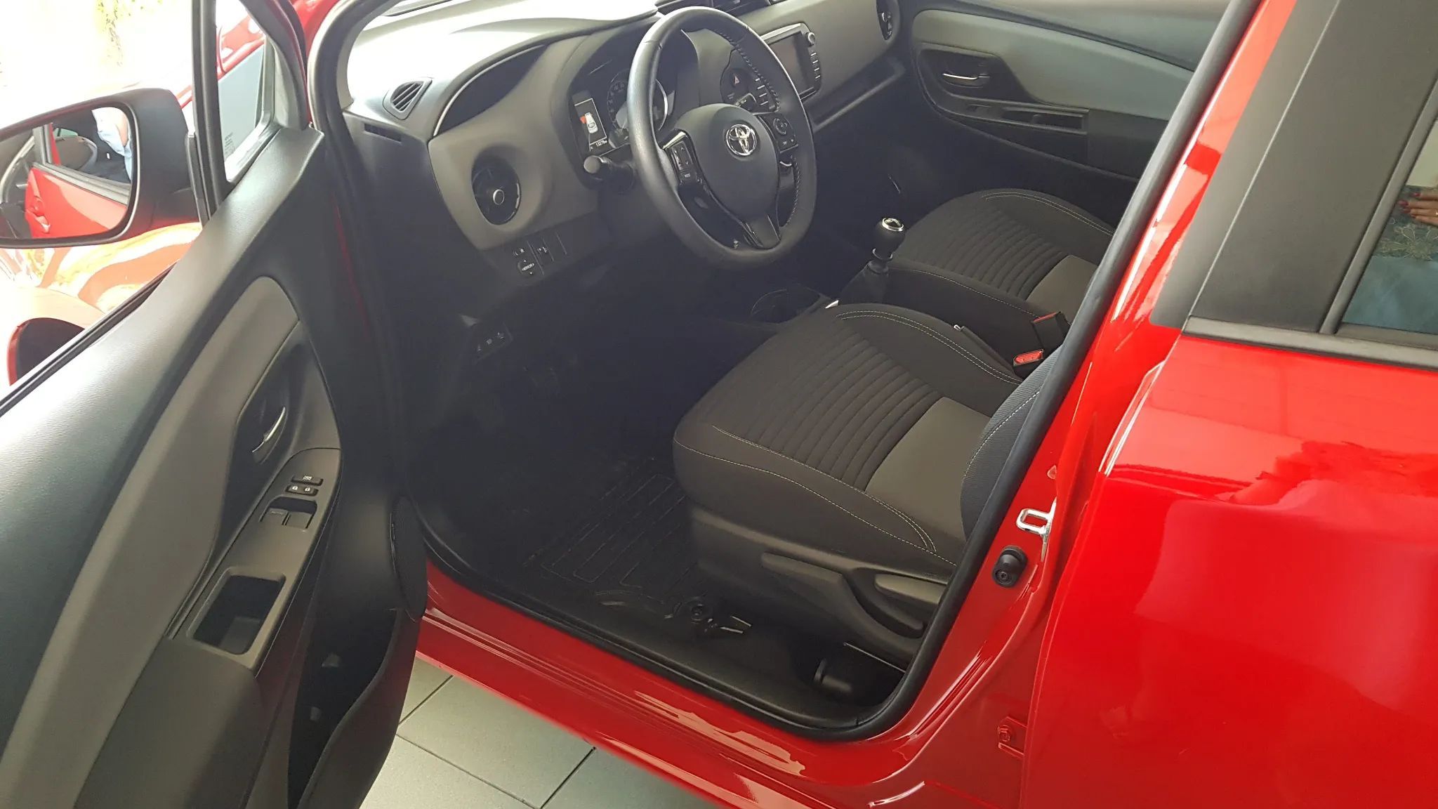 Toyota Yaris jeden właściciel, przebieg: 13.280 km