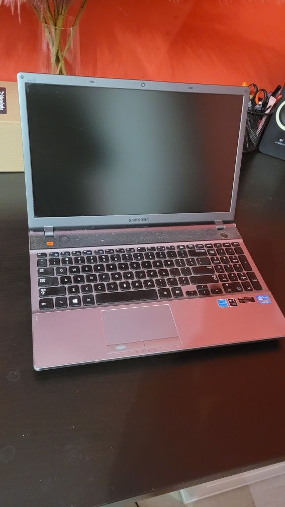 Laptop Samsung NP550P5C