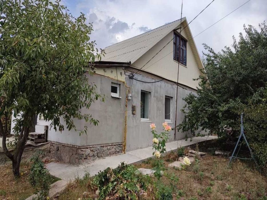 Просторий будинок для родини