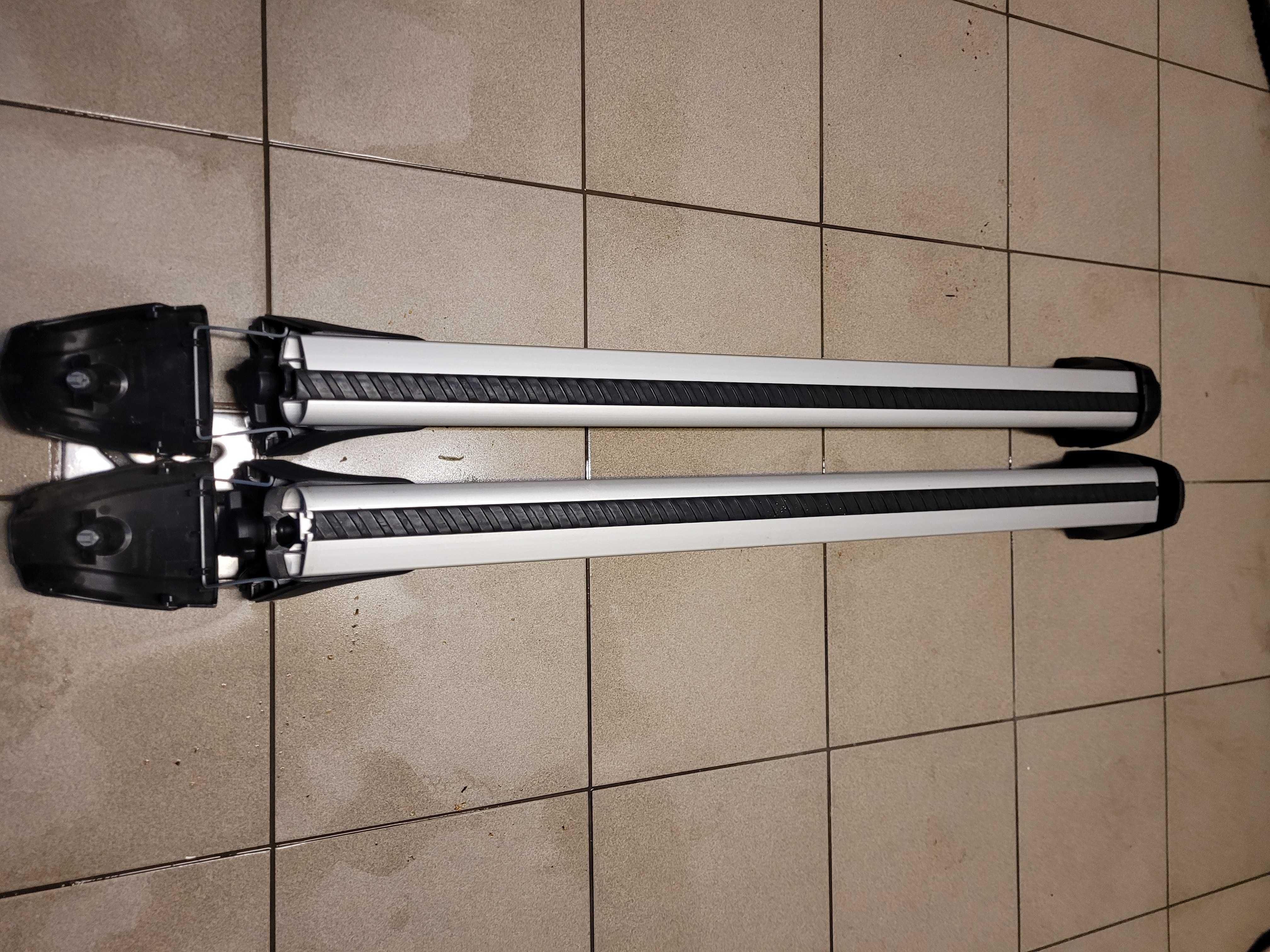 Belki dachowe Ford Focus mk4 Kombi