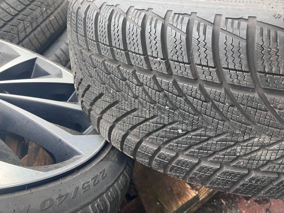 Koła zima 5x112 alufelgi opony 225/40R18 Audi a3 a4 a6  Vw seat skoda