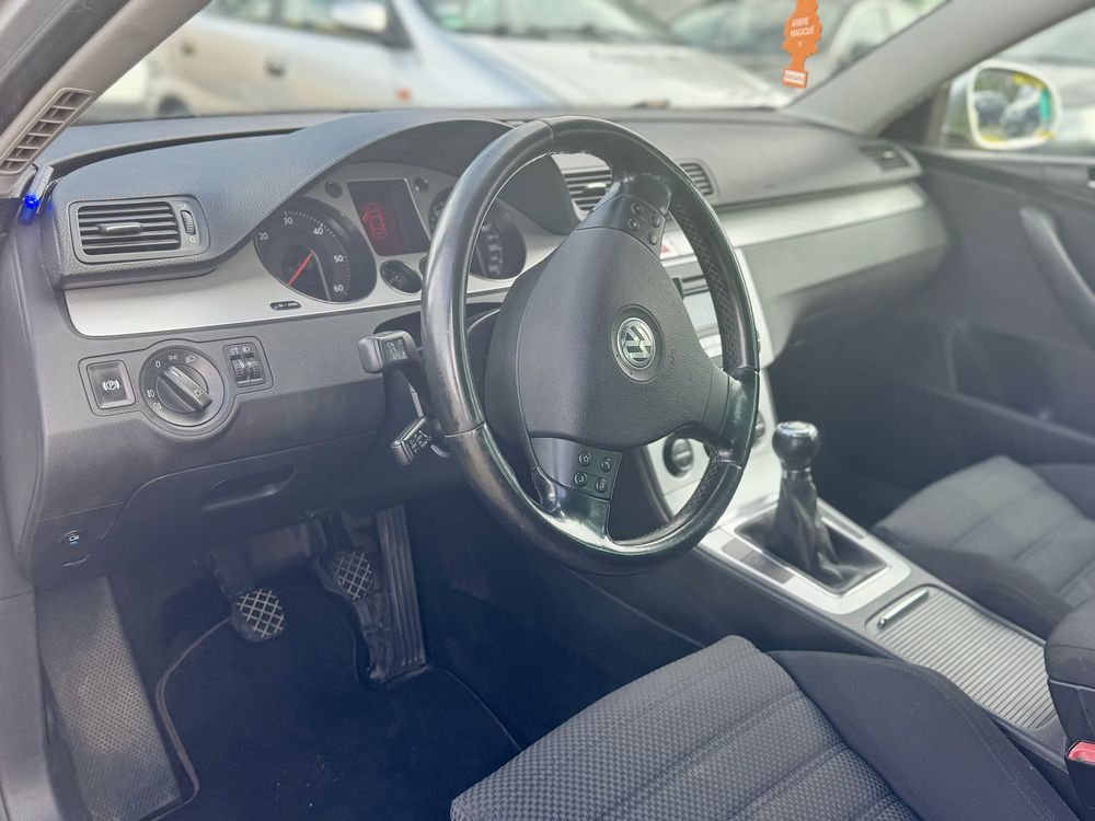 VW Passat 2008 2,0TDI 4x4 Hak 140 KM