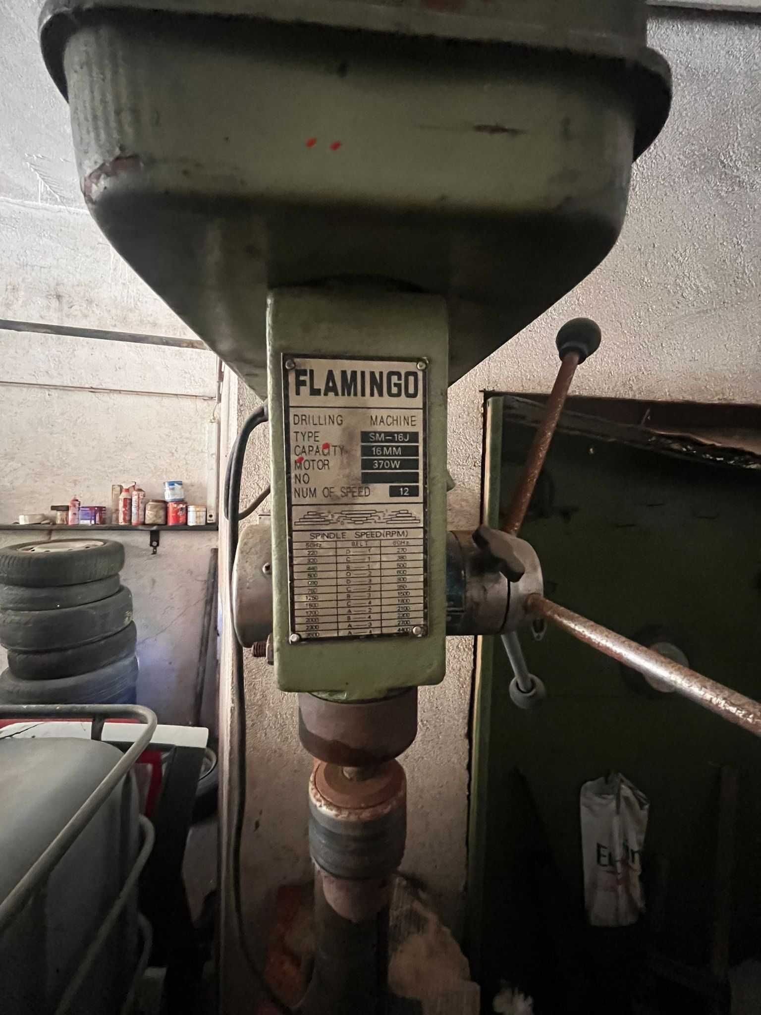 engenho de furar trifásico