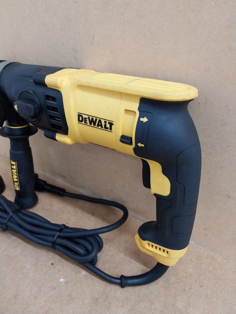 DeWalt D25134 qs Młotowiertarka Udarowa 3Funkcje SDS Plus 800W 2020r